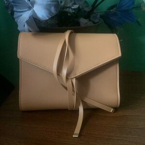 NWOT Glass Ladder & Co Mustard Yellow Makeup Clutch